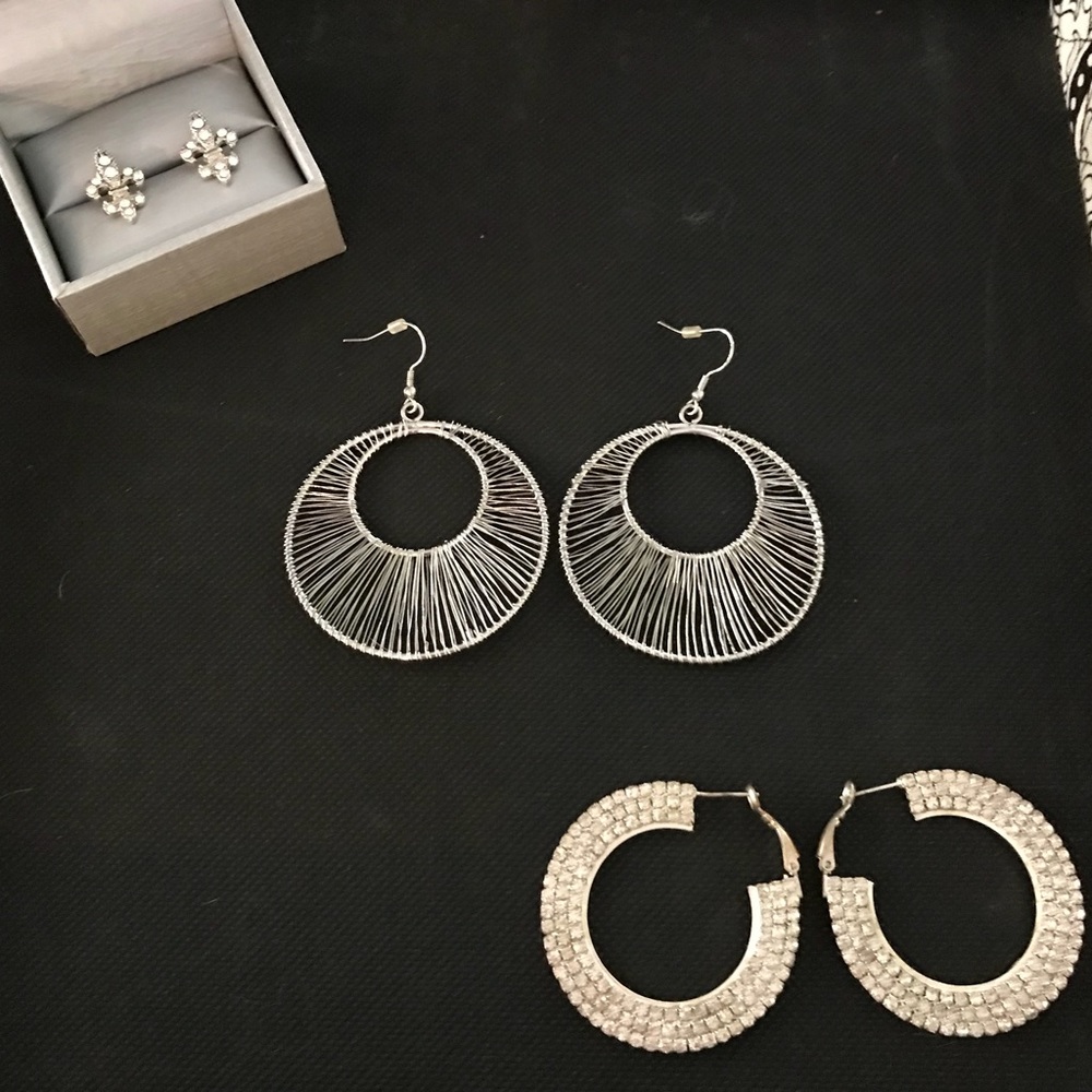 3 pairs of earrings Sparkly and Fun